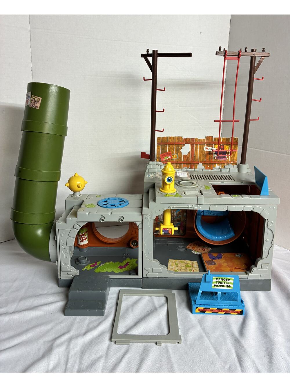 TNMT Sewer Lair Playset Vintage 1989 Near Complete Teenage Mutant Ninja Turtles
